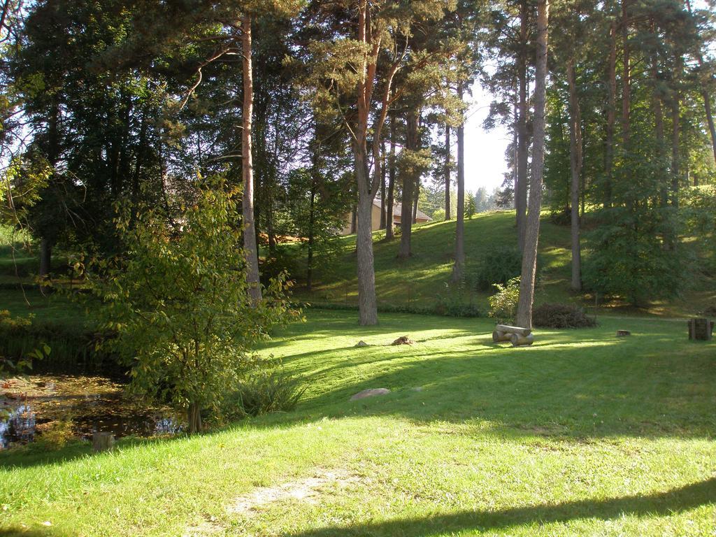 Meteorits Hotel Smiltene Kültér fotó