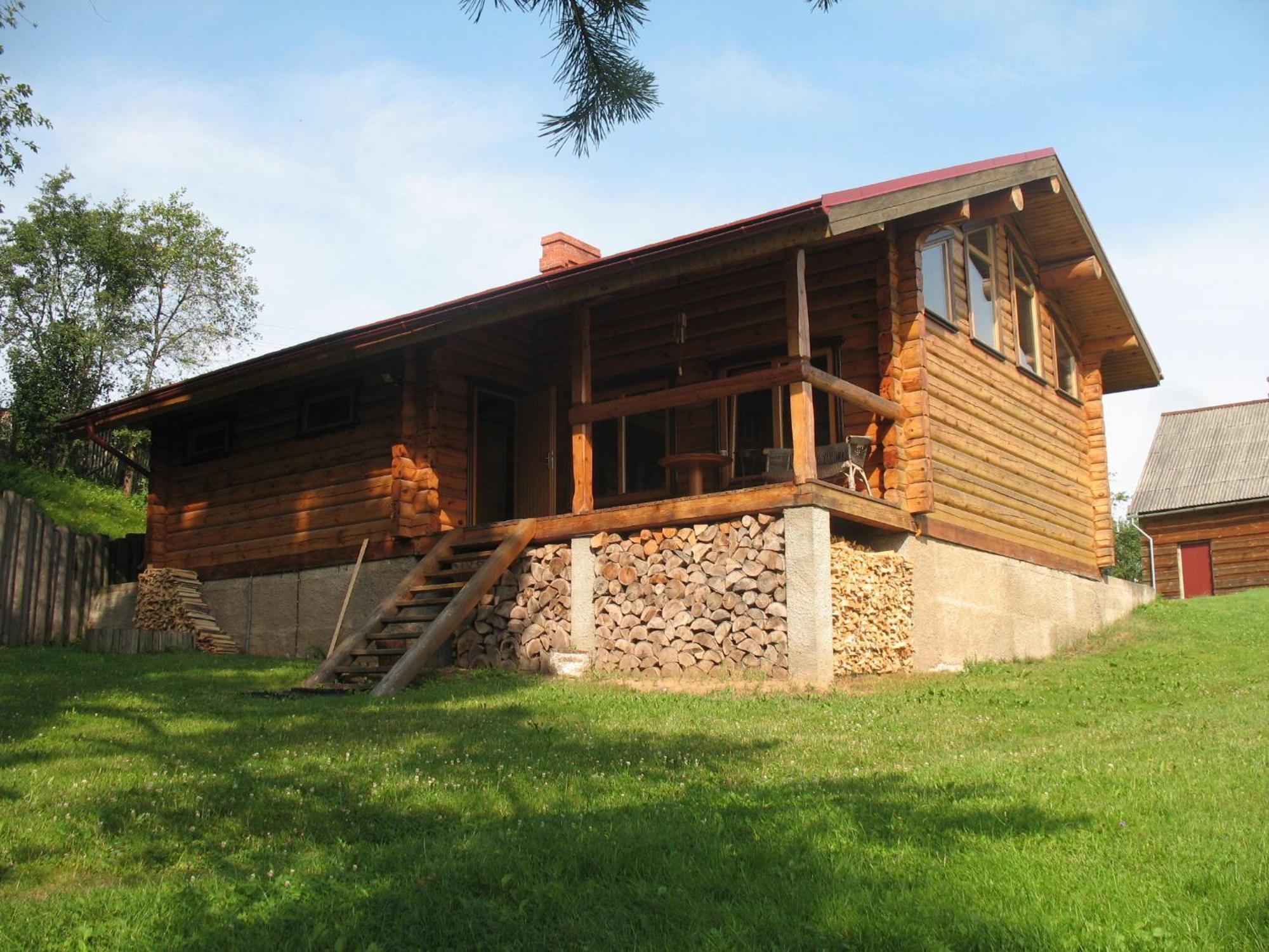 Meteorits Hotel Smiltene Kültér fotó