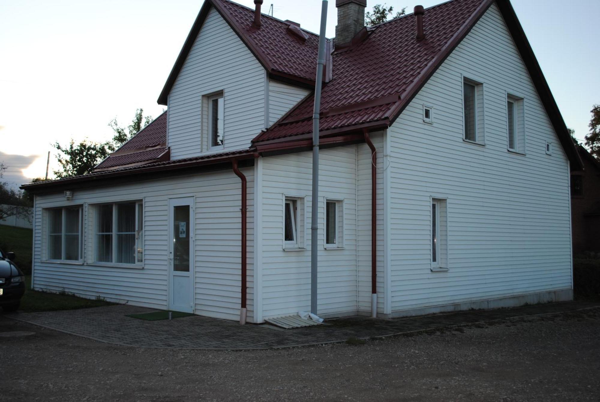 Meteorits Hotel Smiltene Kültér fotó